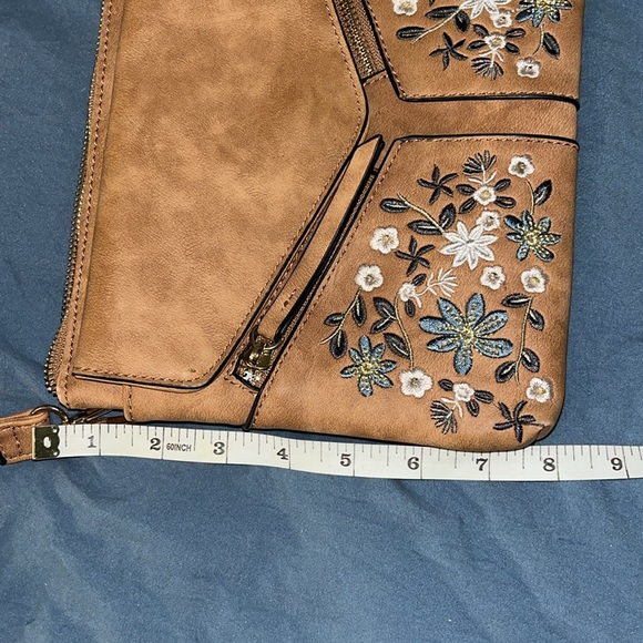NWOT ALTARD STATE PURSE - Picture 8 of 8